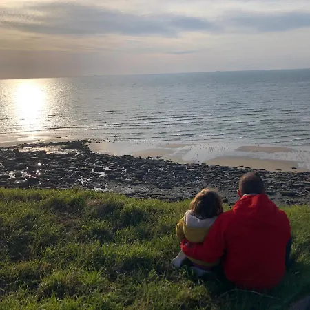 Fl'heurt De Au Pied De La Plage, Vue