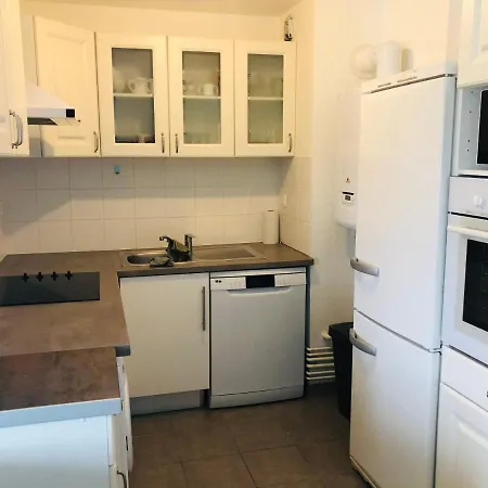 Fl'heurt De Au Pied De La Plage, Vue *