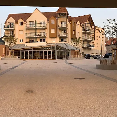 Fl'heurt De Au Pied De La Plage, Vue